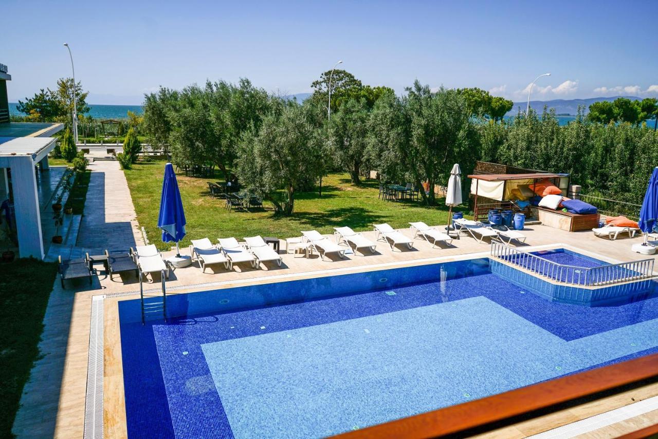 Zeytin Bahcesi Hotel Iznik Bagian luar foto